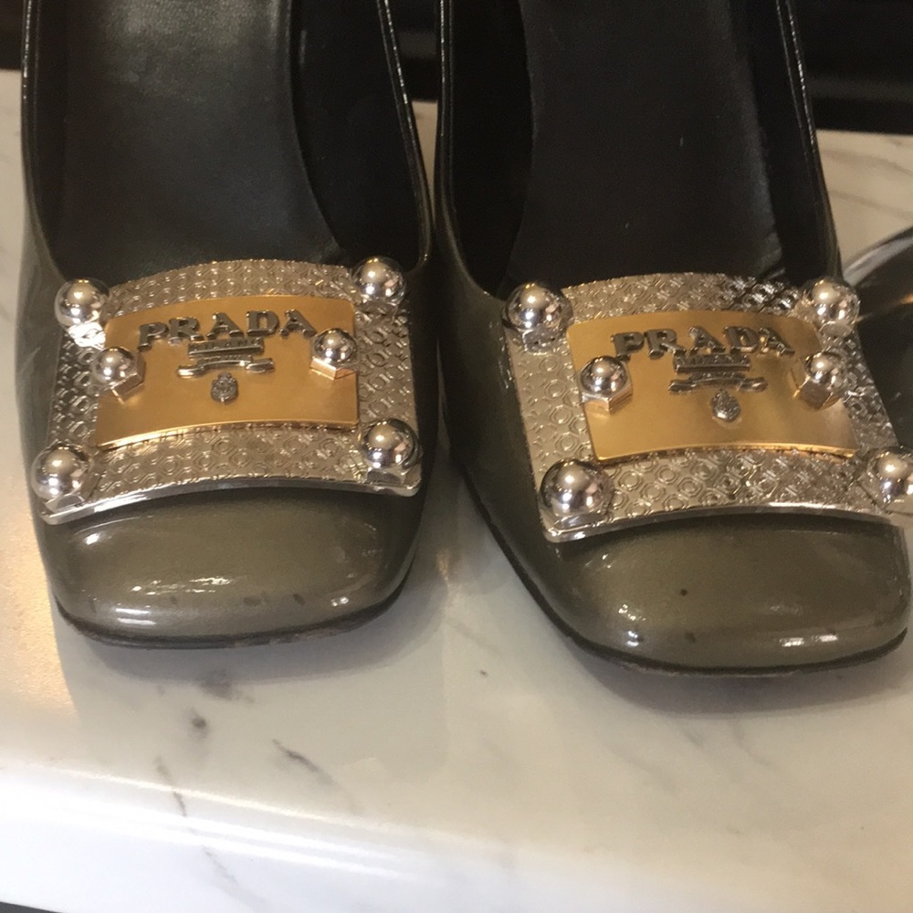 Prada pumps - Picture 7 of 11